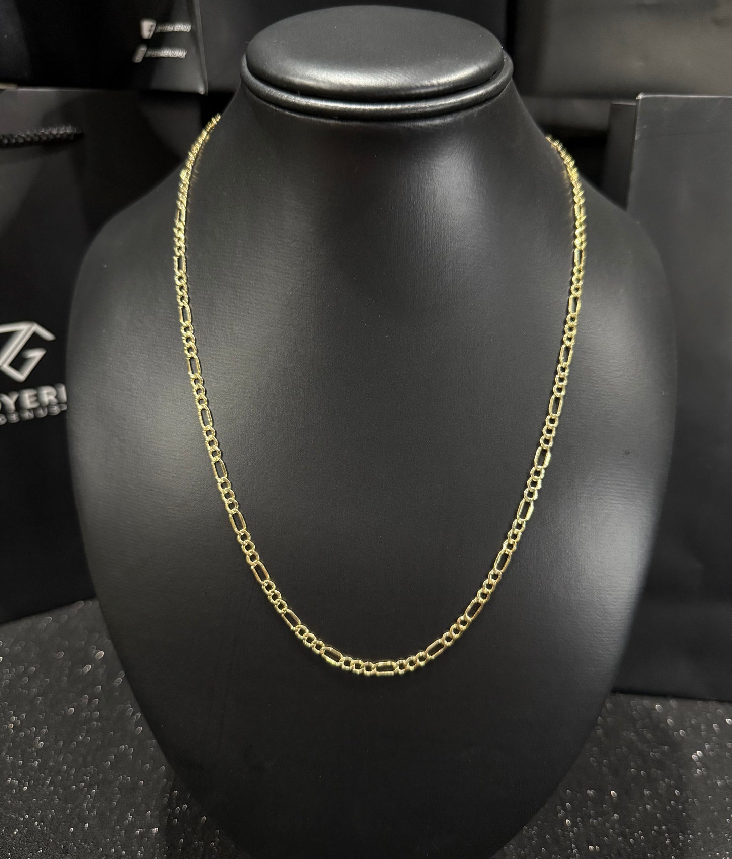 Cadena tipo cartier 3 mm x 50 cm oro 10 K