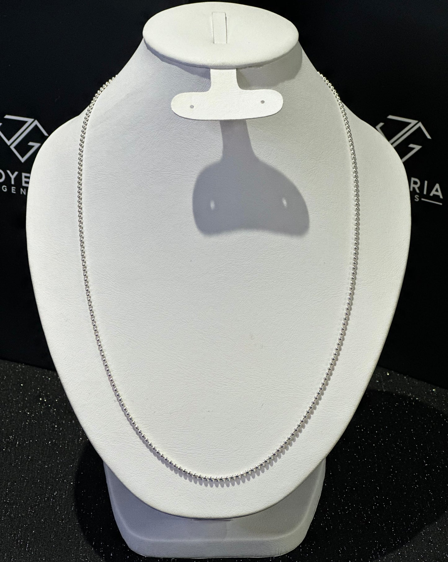 Cadena militar Plata