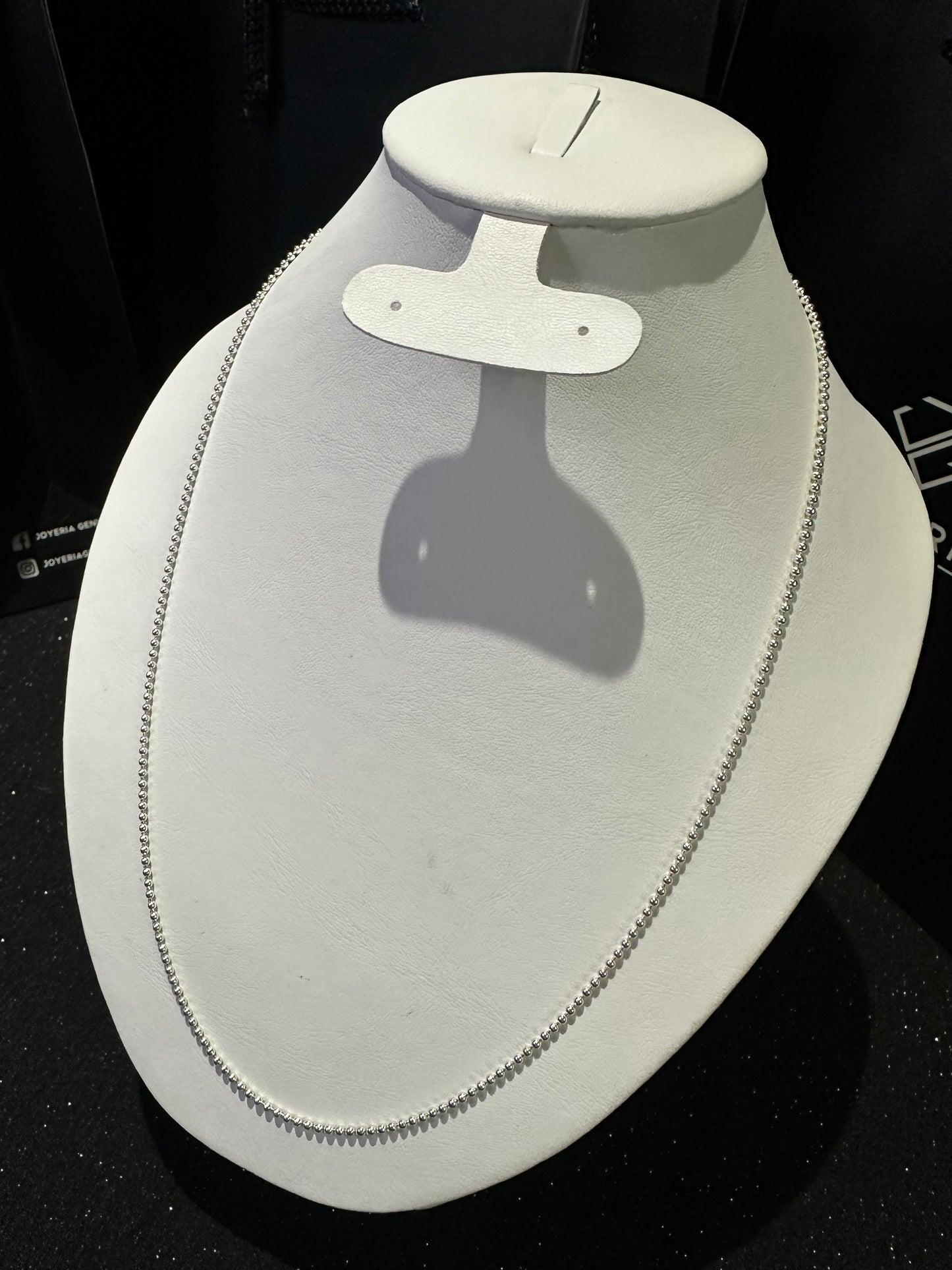 Cadena militar Plata