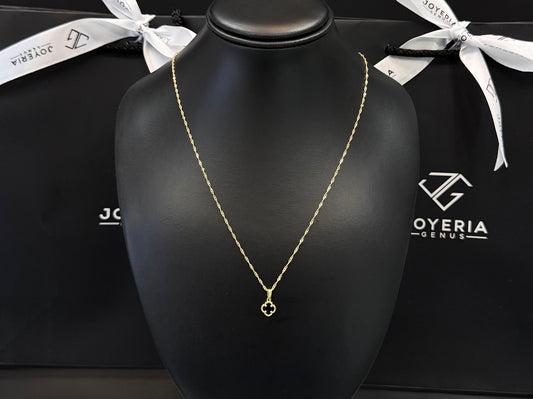 Gargantilla 1.5mm x 50cm y dije tipo VCa negro Oro 10k.