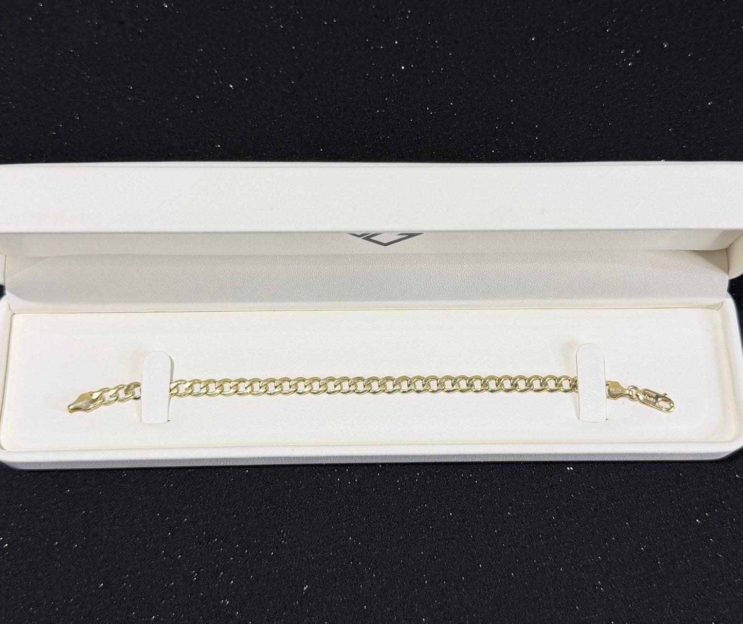 Pulso barbado 5 mm x 18 cm Oro 10k.