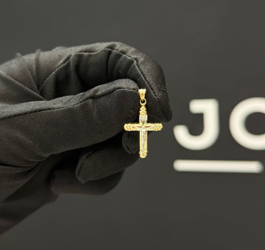 Dije cruz con Jesús Oro 10k.