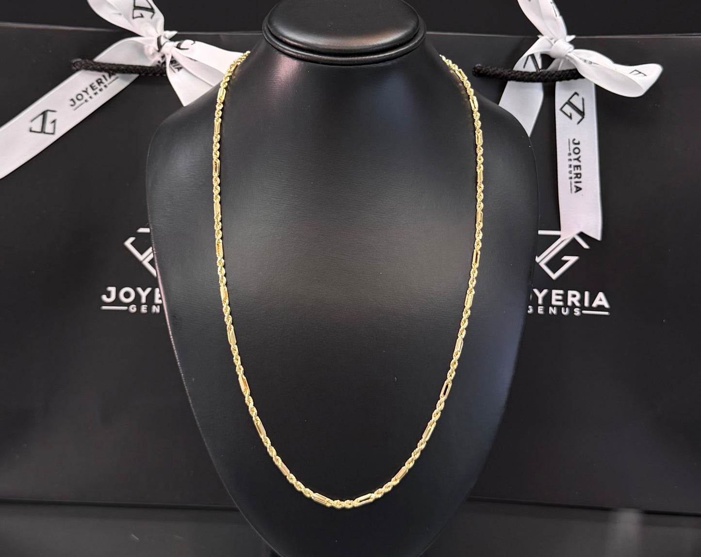Cadena torzal fígaro 3 mm x 60 cm Oro 10k.