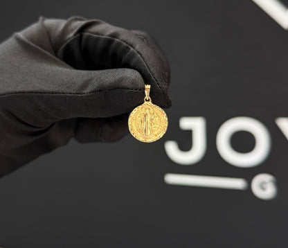 Dije Medalla San Benito Oro 10k.