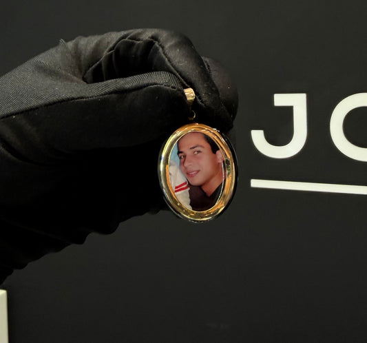 Medalla de acrílico doble vista con Oro 10k.