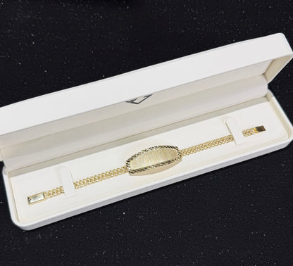 Esclava de petatillo con nombre 5.5 mm x 18 cm Oro 10k.