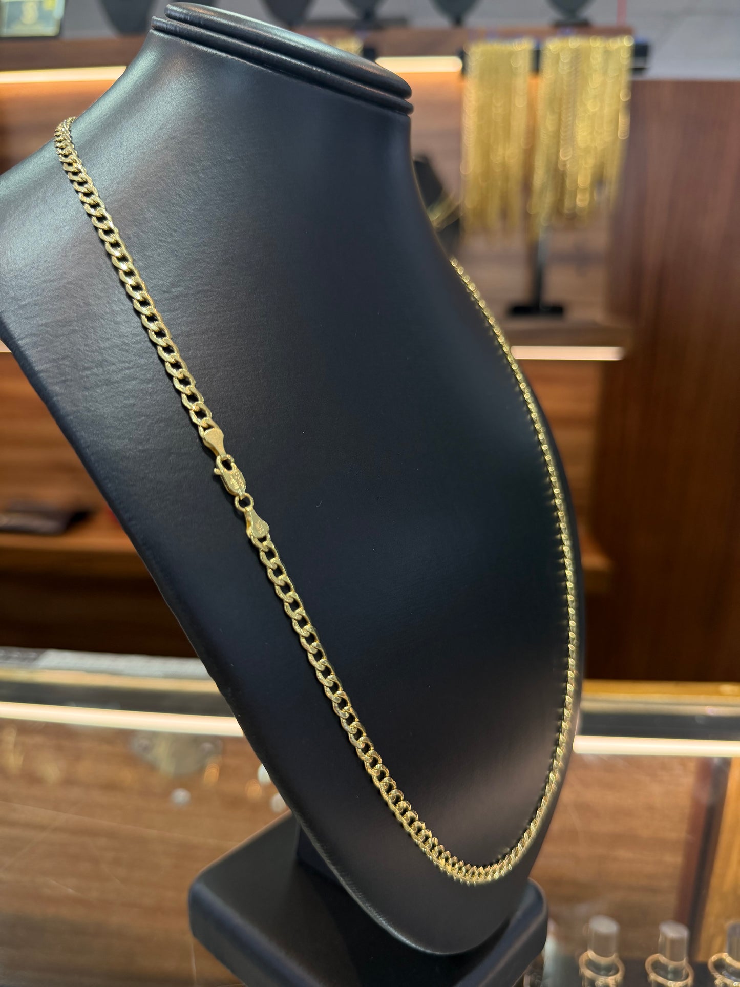 Cadena barbada oro 10 K 5 mm x 65 cm