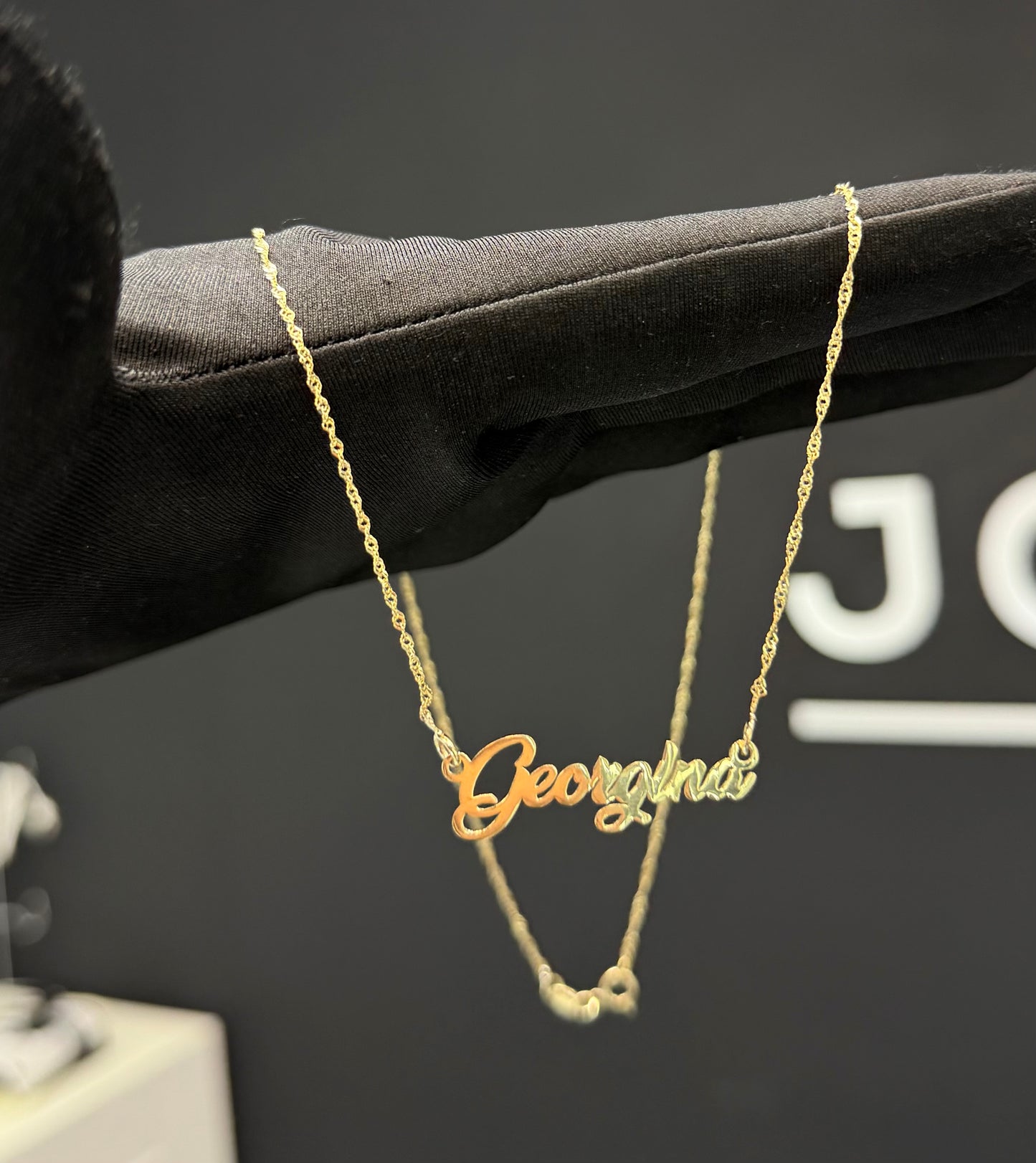 Cadena personalizada con nombre Oro 10k.