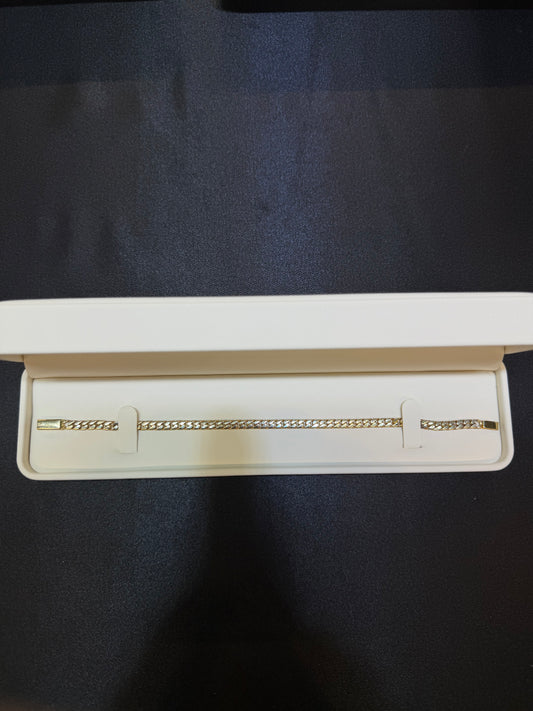 Pulso cubano sólido oro 10 K 4 mm x 21 cm