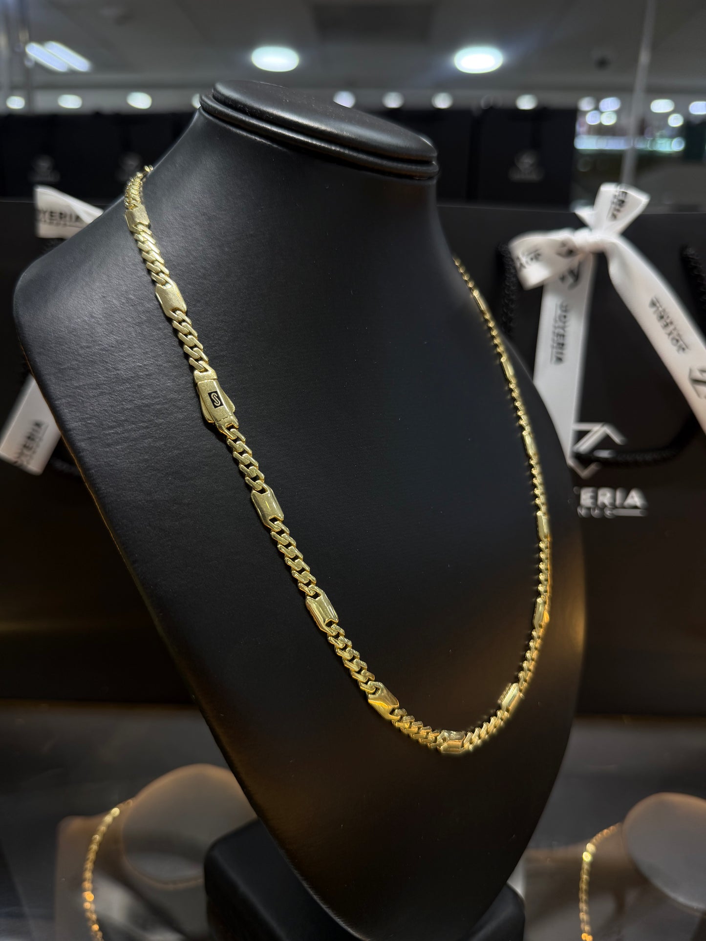 Cadena Monaco Chain 5 mm x 55 cm tejido shade liso Oro 10 K
