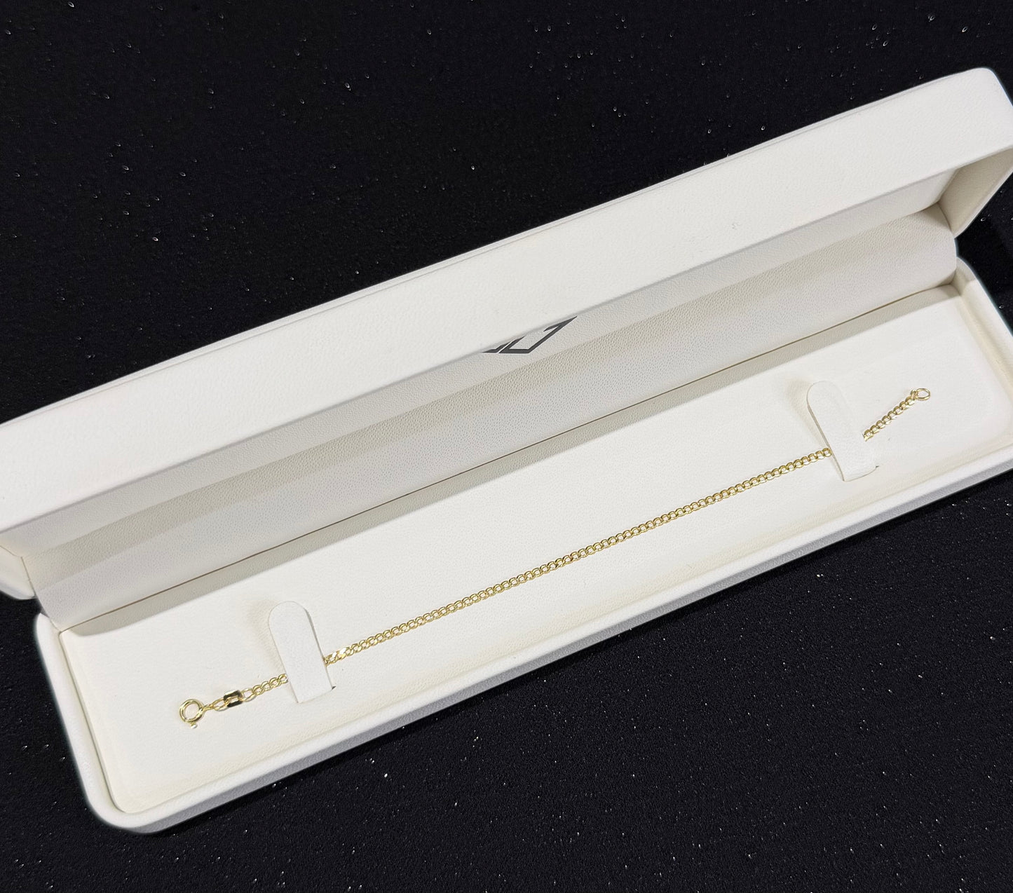 Pulso barbado 2 mm x 18 cm Oro 10k.