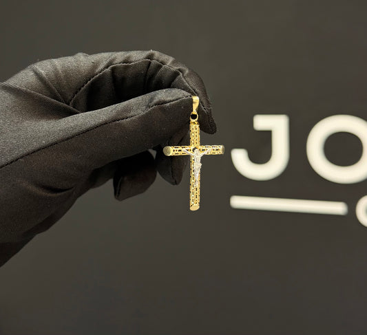 Dije cruz con Jesús Oro 10k.