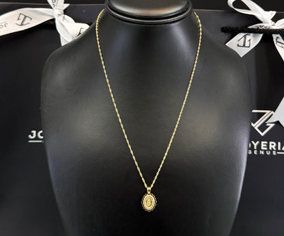 Gargantilla de 1.5mm x 45cm y dije Virgen Oro 10k