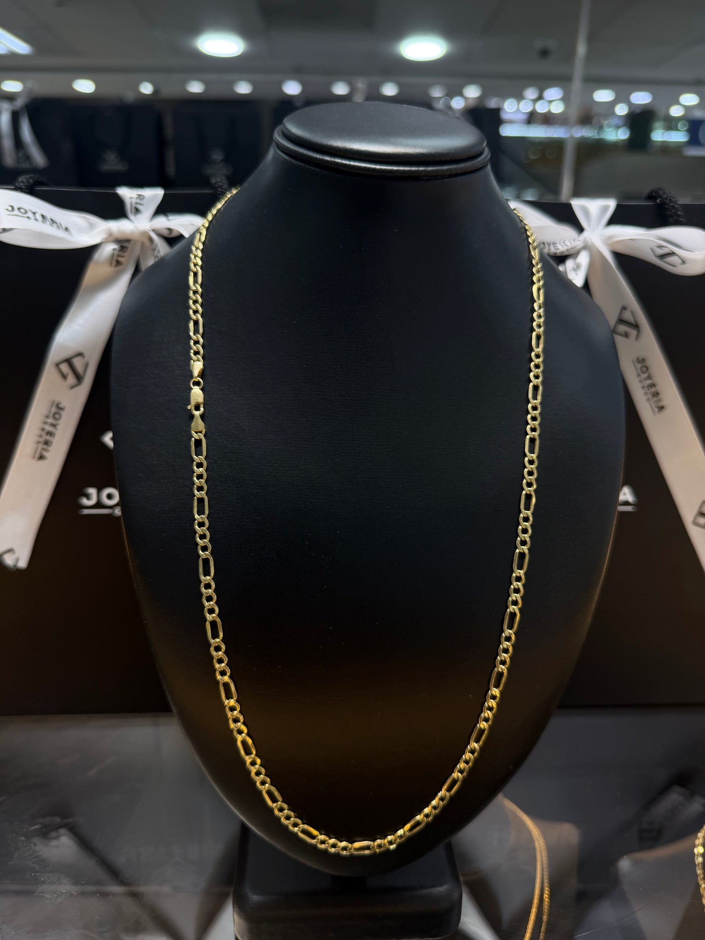 Cadena tipo Crtr 4.5 mm x 65 cm Oro 10k.