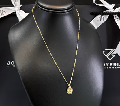 Gargantilla de 1.5mm x 45cm y dije Virgen Oro 10k