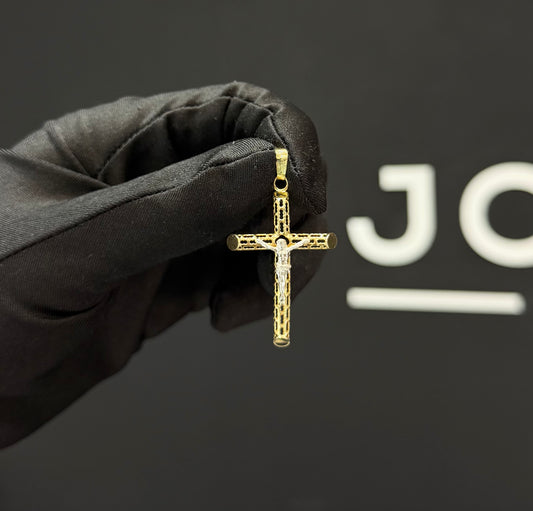 Dije cruz con Jesús Oro 10k.