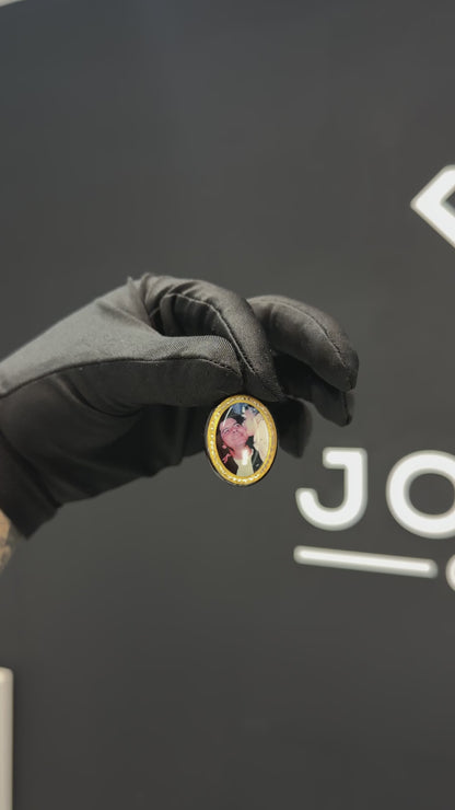 Medalla de acrílico con texto Oro 10k.